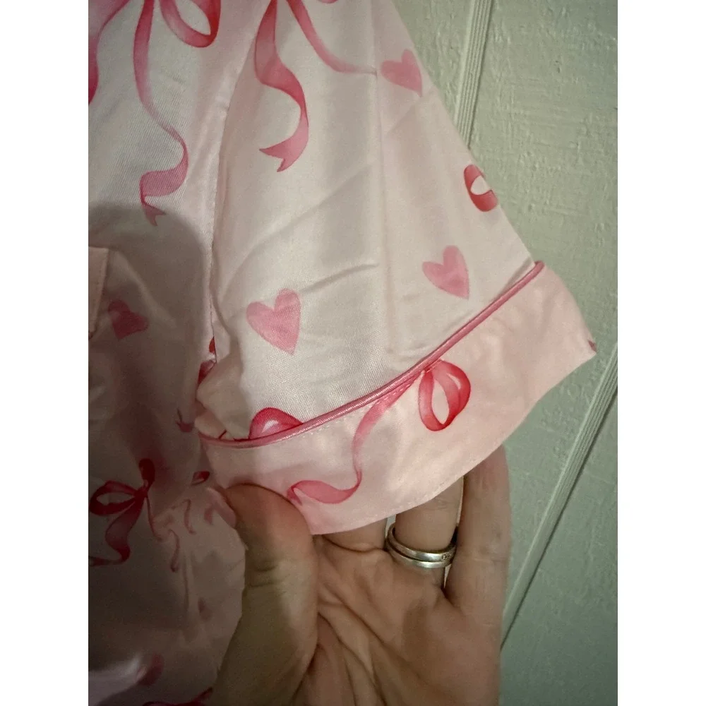 NIB Pink Bow and Heart Print Satin Pajama Set Short Sleeve Button Down Shorts S